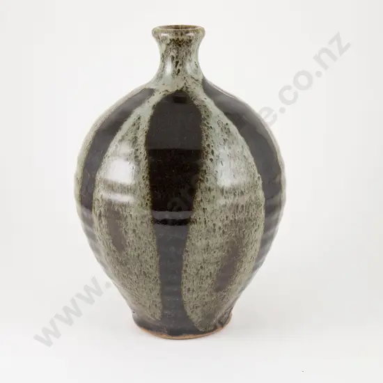 Mirek Smisek Ovoid Vase