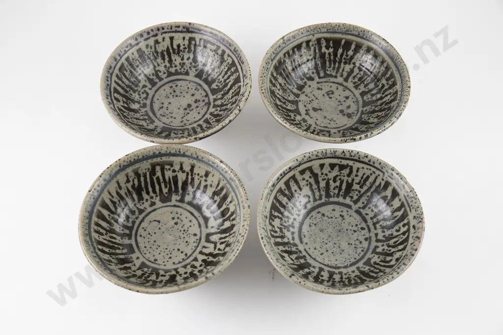Mirek Smisek Small Bowls (4) Image 1++
