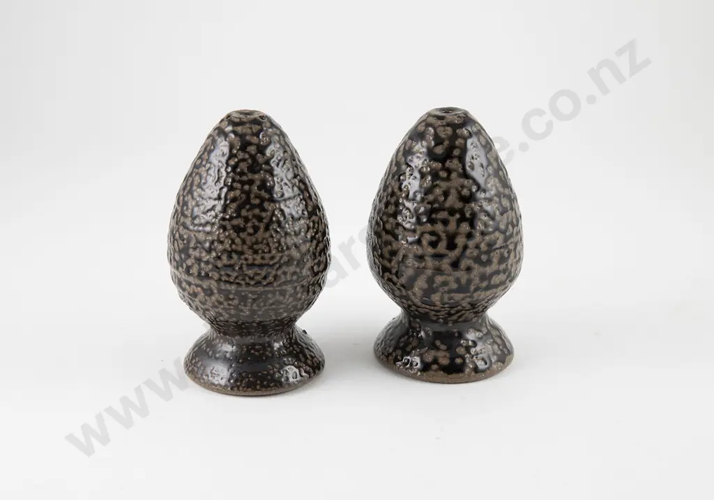 Mirek Smisek Salt & Pepper Image 1++