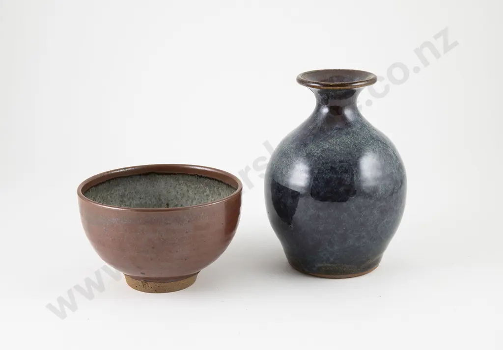 Peter Stichbury Ovoid Vase & Footed Bowl (2) Image 1++