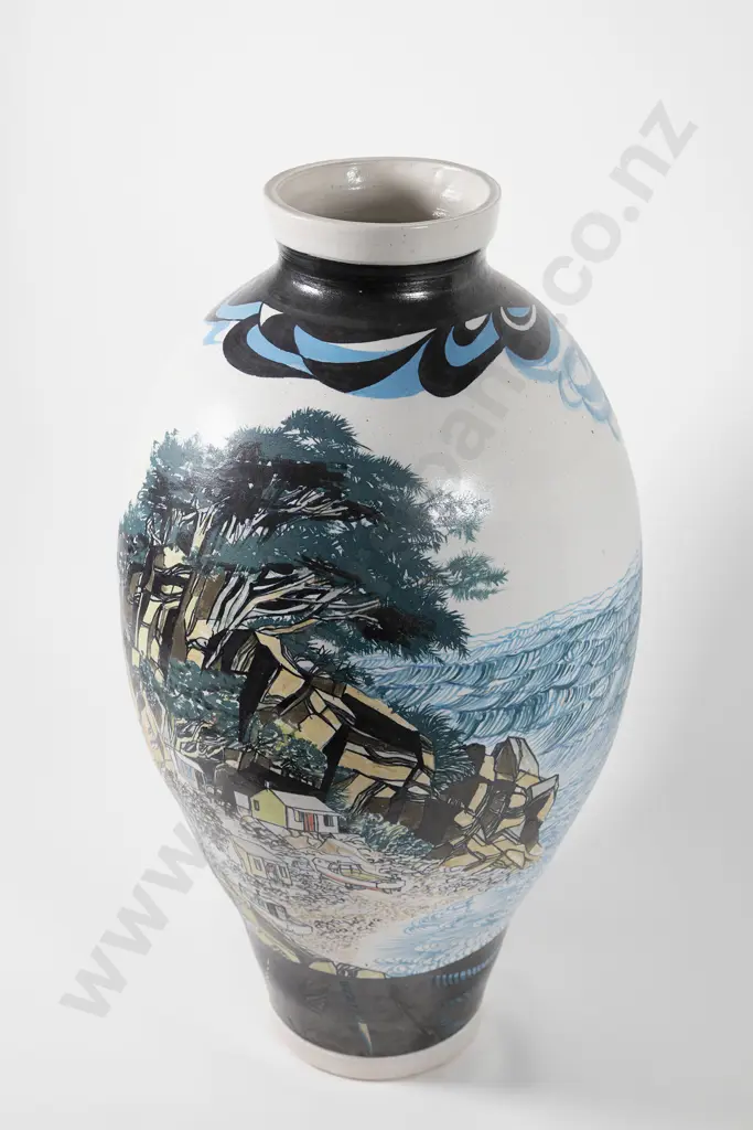 Roy Cowan Floor Standing Vase Image 1++