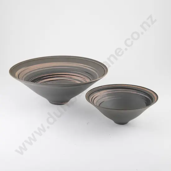 John Parker Graduated Pair Flared Agate Bowls