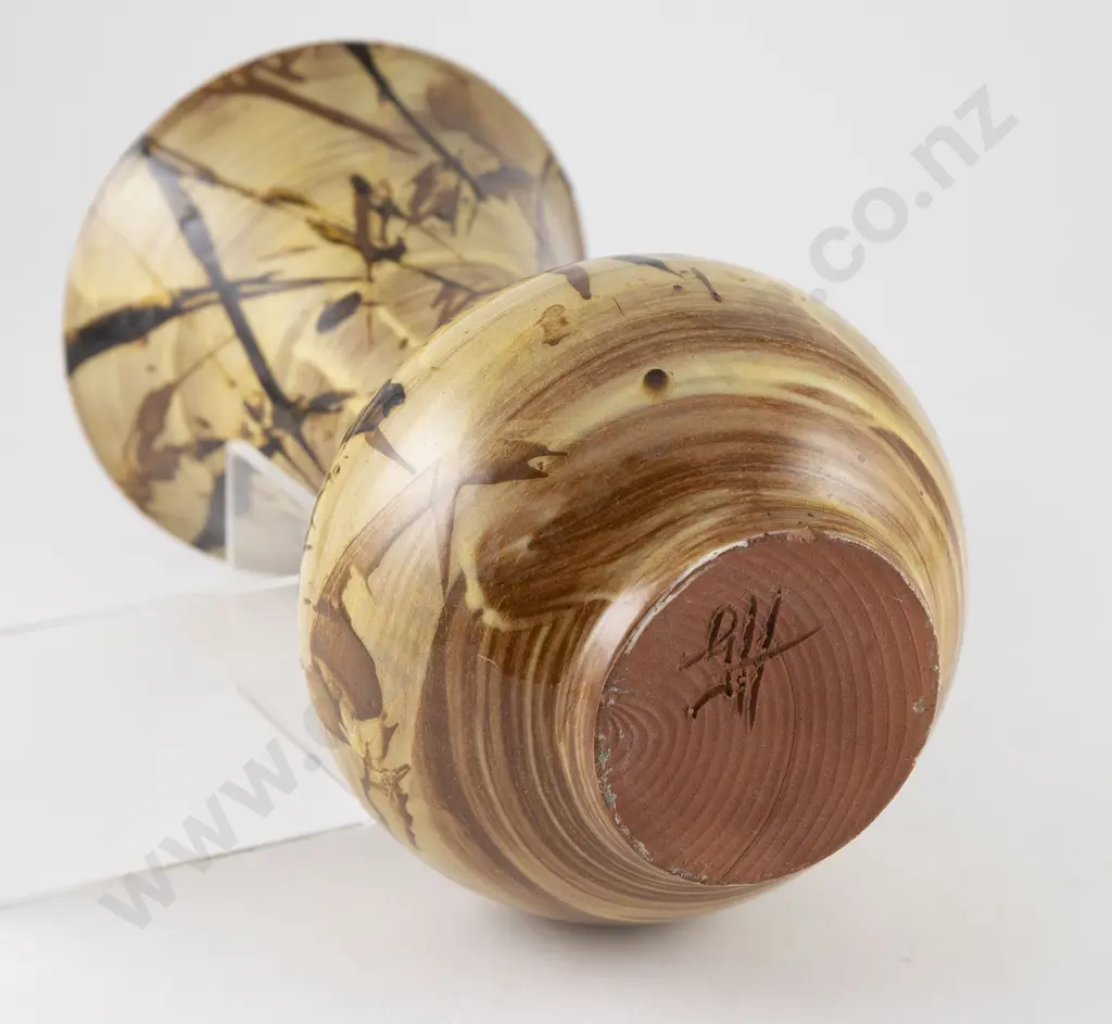 Grant Hudson Vase Image 1++