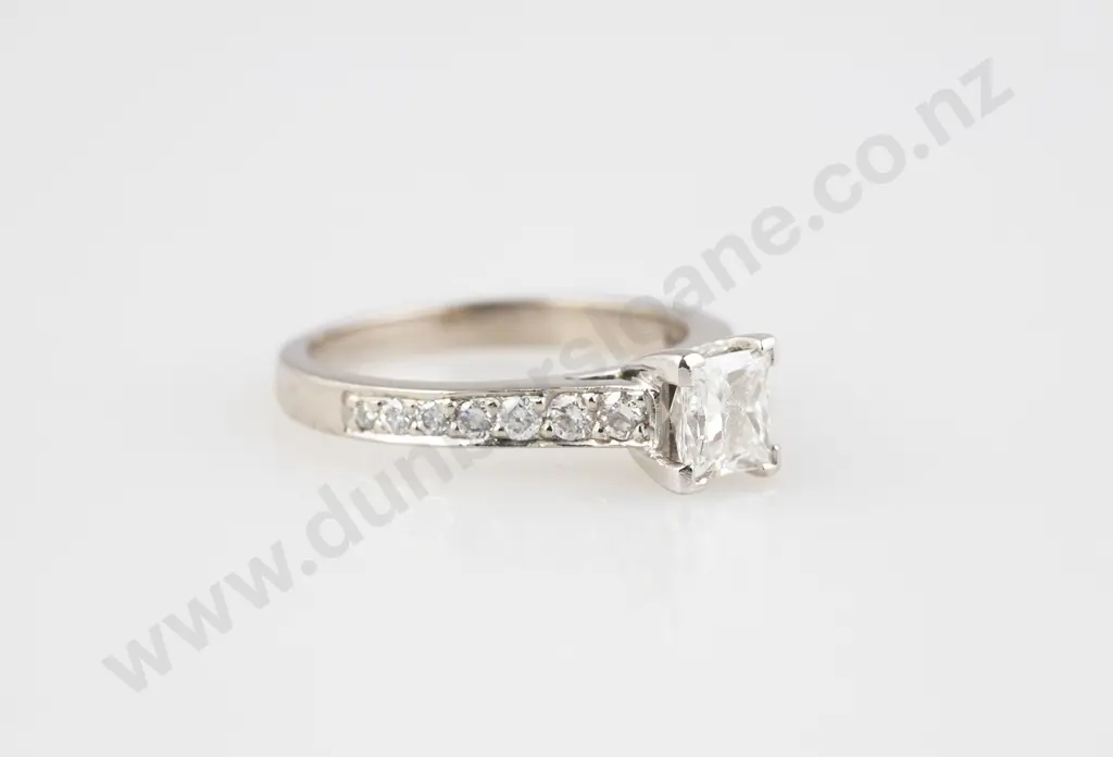 18ct White Gold Solitaire Diamond Ring Image 1++