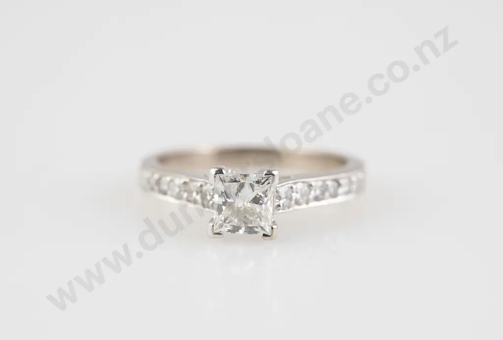 18ct White Gold Solitaire Diamond Ring Image 1++