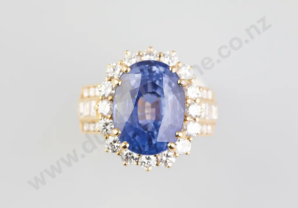 18ct 35stone Sapphire and Diamond Cluster Ring Image 1++