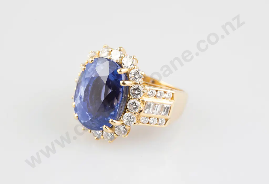 18ct 35stone Sapphire and Diamond Cluster Ring Image 1++