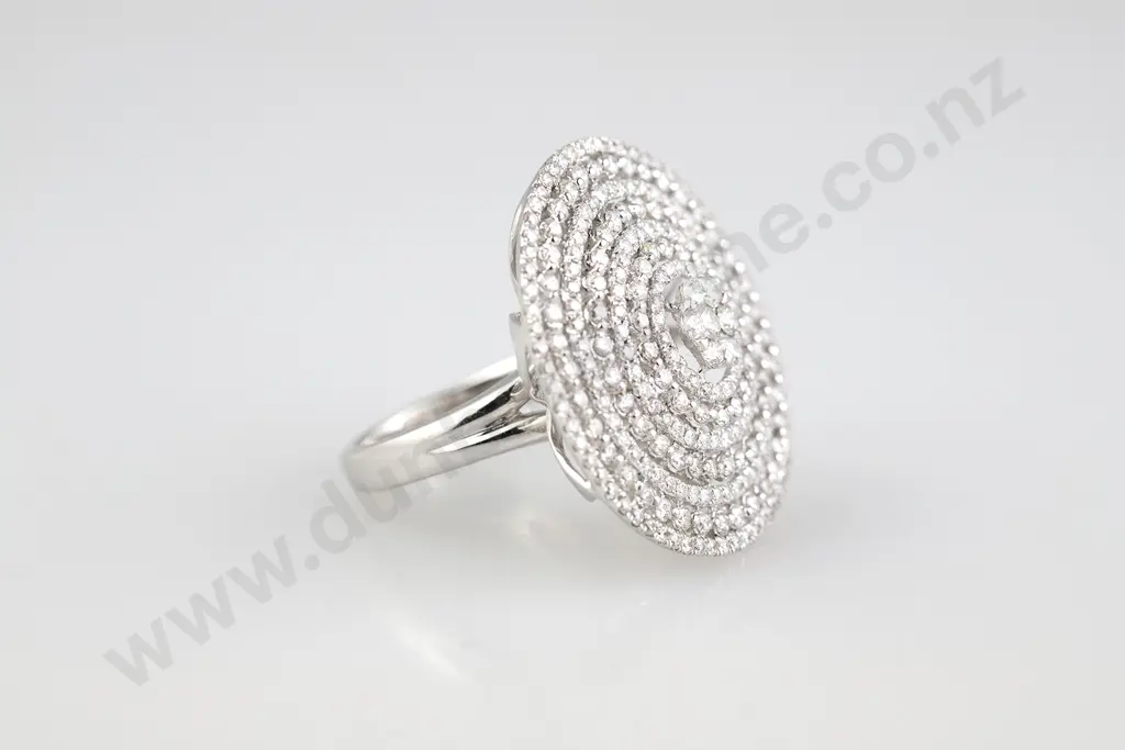 18ct White Gold 264stone Diamond Dress Ring Image 1++