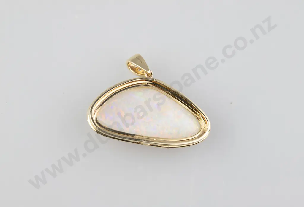14ct Opal and Diamond Pendant Image 1++