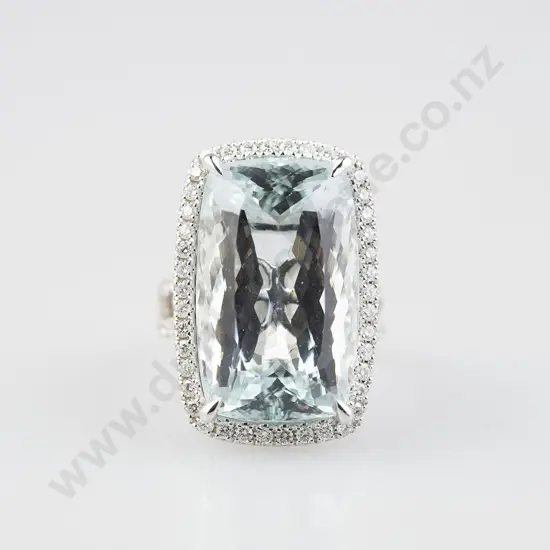 14ct White Gold Single Aquamarine Dress Ring
