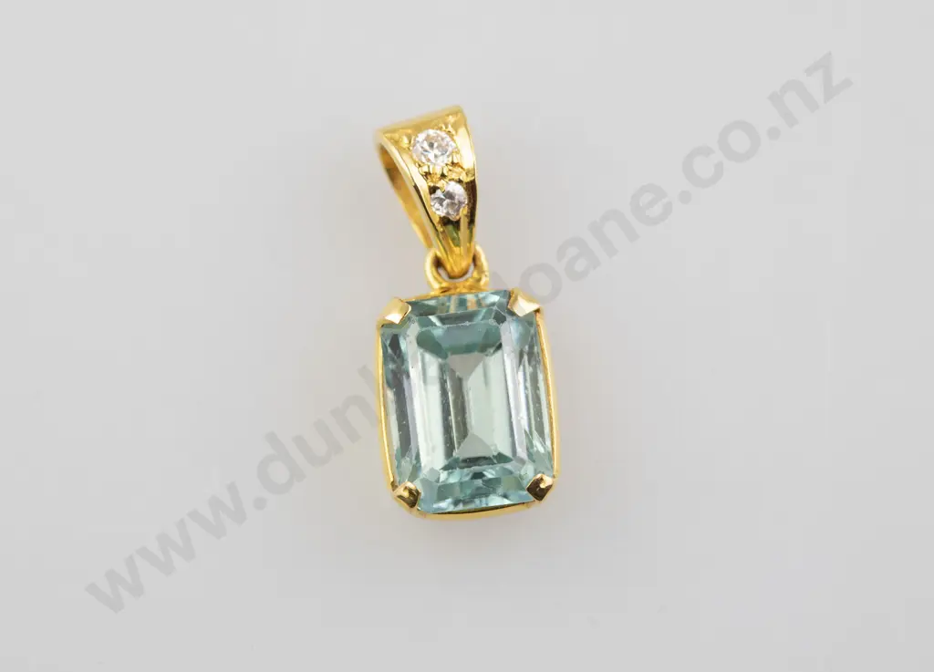 22ct Single Blue Zircon Pendant Image 1++