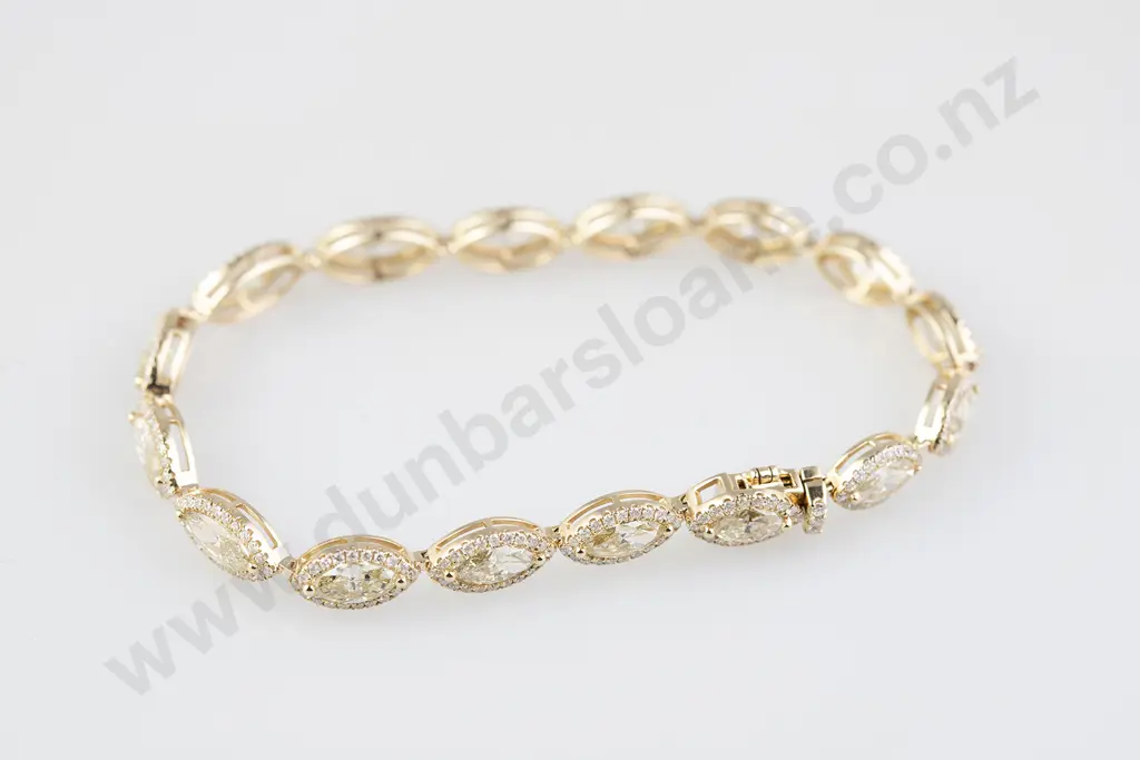 14ct 346stone Fancy Diamond Bracelet Image 1++