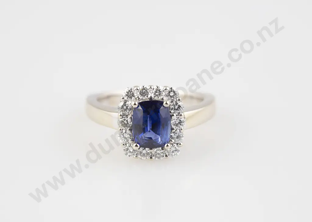 18ct White Gold 15stone Sapphire & Diamond Cluster Ring Image 1++