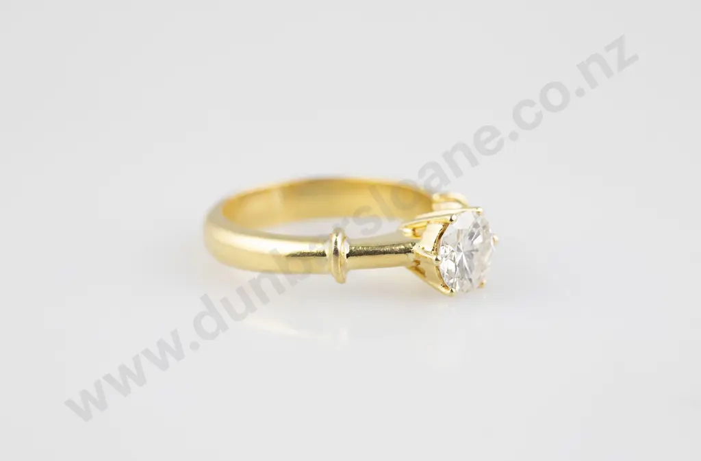 18ct Solitaire Diamond Ring Image 1++