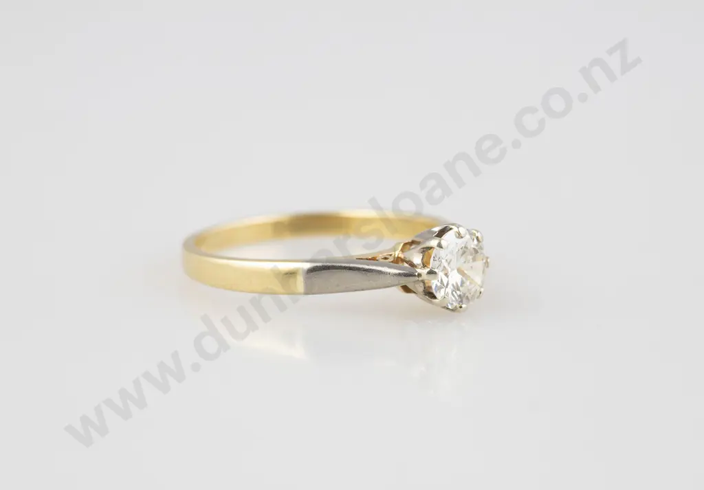 18ct Solitaire Diamond Ring Image 1++