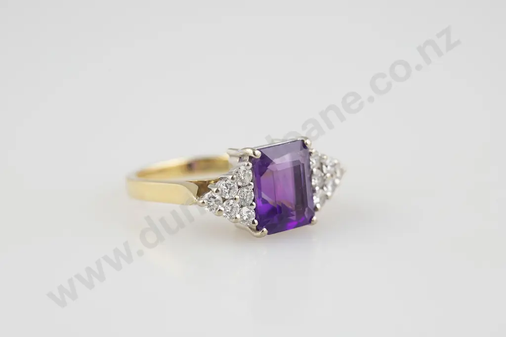 18ct 13stone Amethyst and Diamond Dress Ring Image 1++