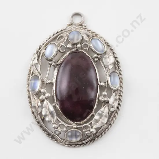 Elsie Reeve (NZ 1885-1927) S/S Moonstone and Enamel Pendant