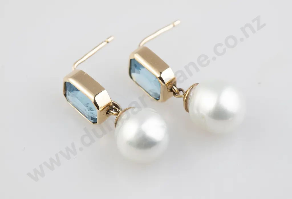 Pair 9ct Topaz and Pearl Pendant Drop Earrings Image 1++