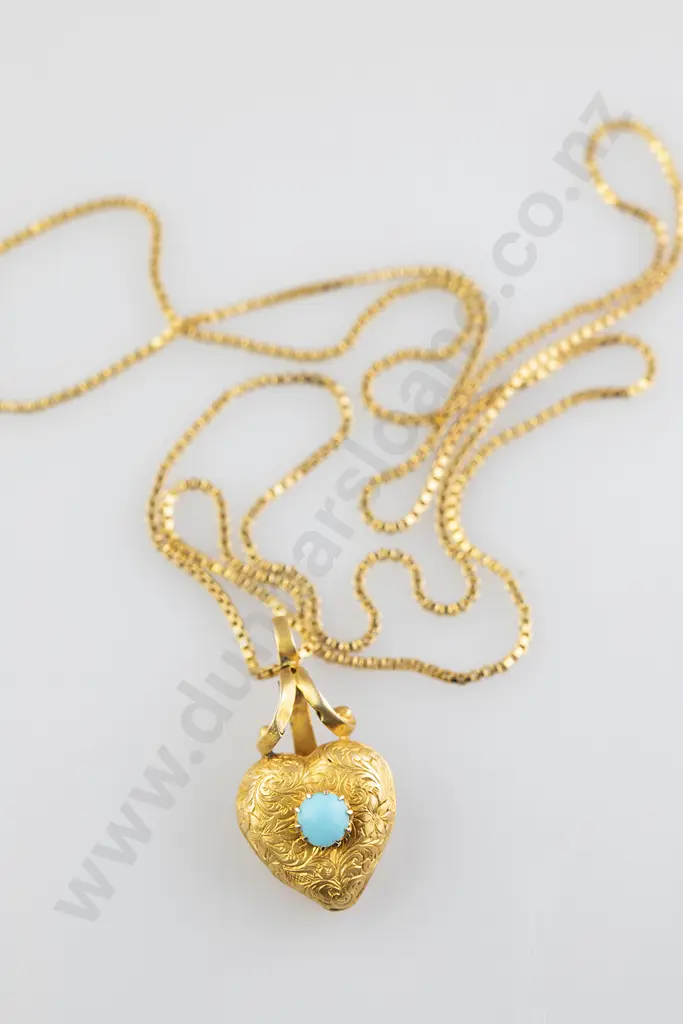 Victorian 9ct Gold Gilt Heart Locket Image 1++