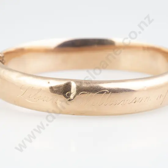 9ct Hollow Hinged Snap Bangle