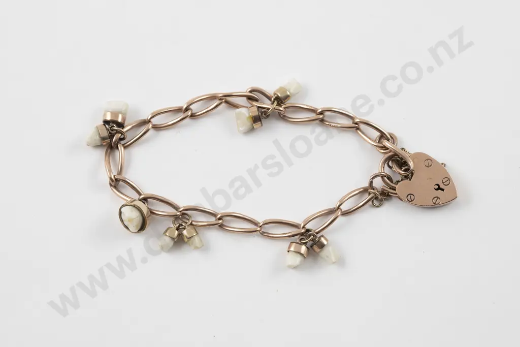 9ct Open Twist Curb Link Bracelet Image 1++