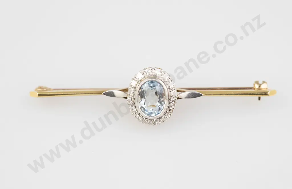 18ct & Platinum 17stone Aquamarine and Diamond Bar Brooch Image 1++