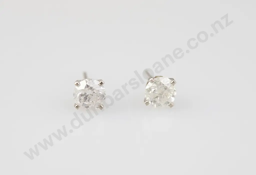 Pair 14ct White Gold Diamond Stud Earrings Image 1++