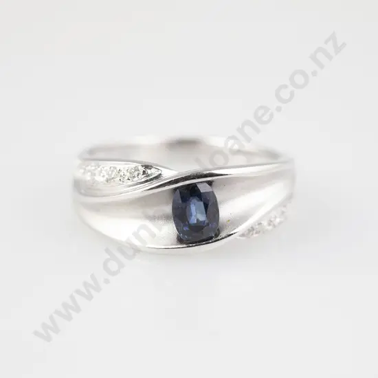 18ct White Gold Single Sapphire Fancy Band Ring