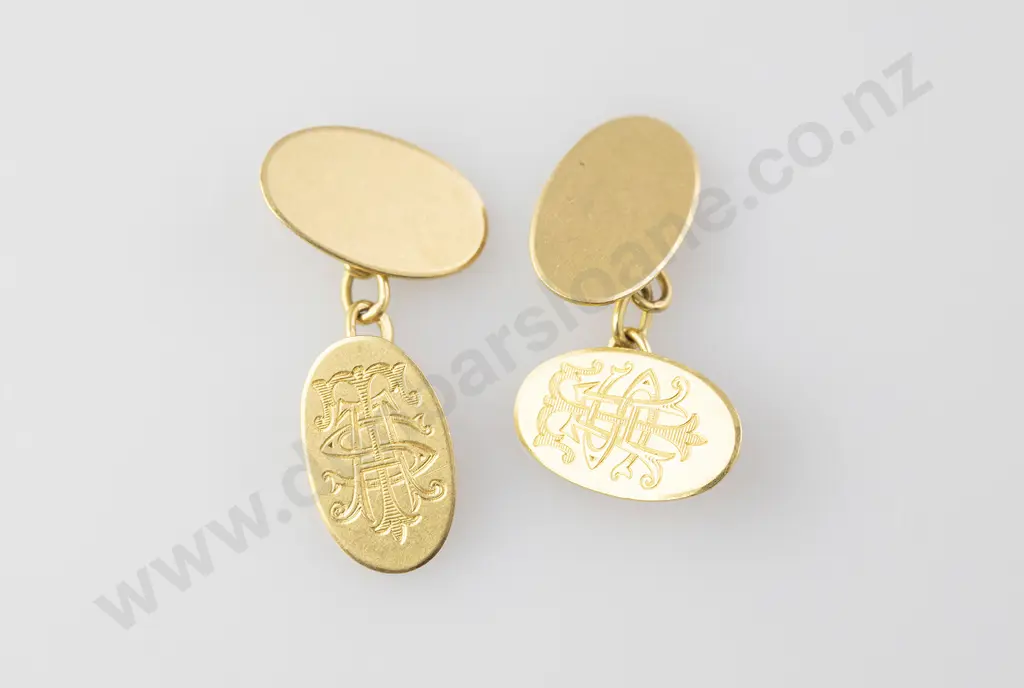 Pair 18ct Cuff Links Image 1++