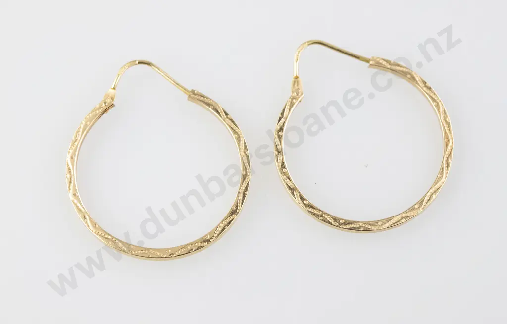 Pair 18ct Hoop Earrings Image 1++