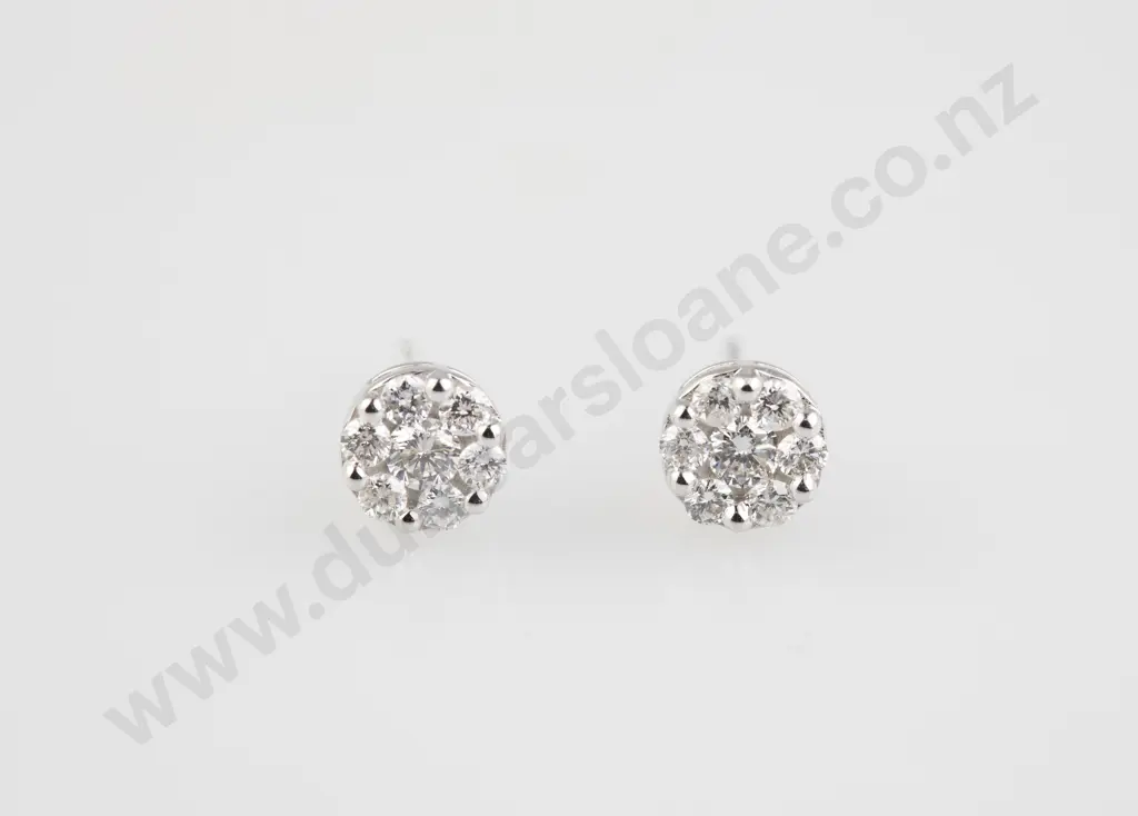 Pair 18ct White Gold Diamond Cluster Stud Earrings Image 1++