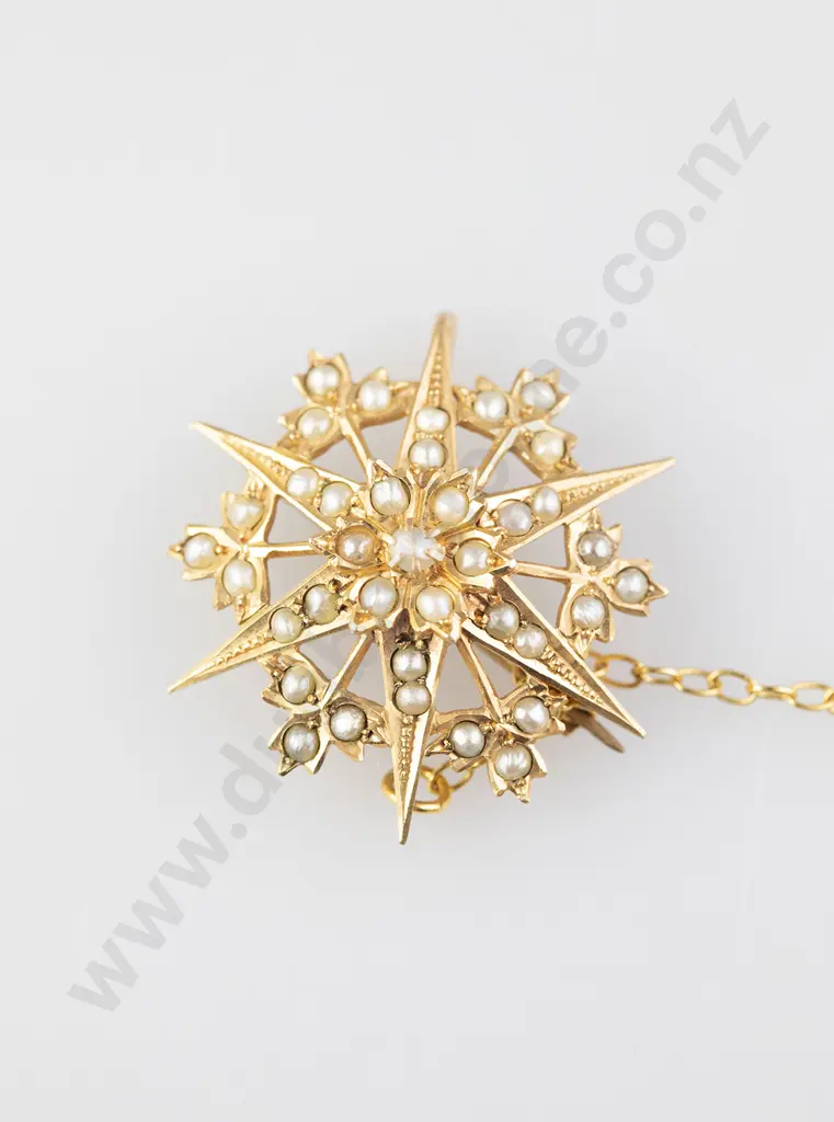 Victorian 9ct Seed Pearl Star Burst Brooch/Pendant Image 1++