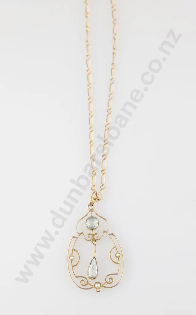 Edwardian 9ct Shield Pendant Image 1++