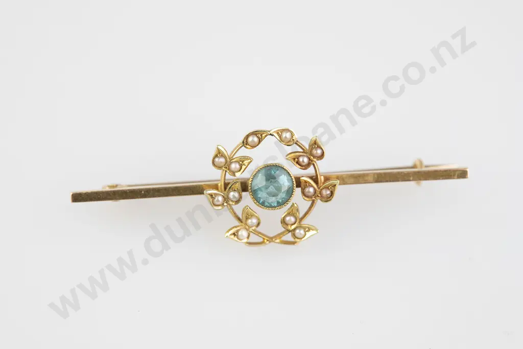 Victorian 9ct Bar Brooch Image 1++