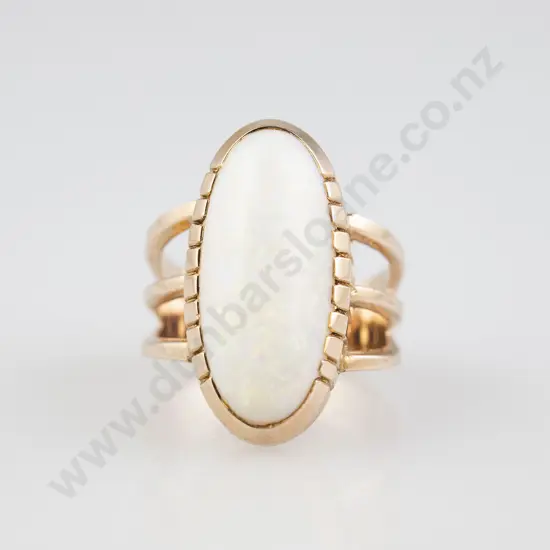 9ct SIngle White Opal Dress Ring