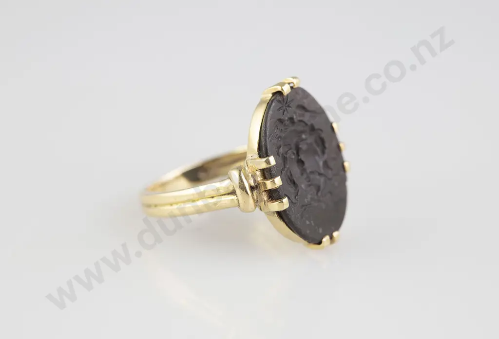 Greek 14ct Obsidian Stone Intaglio Portrait Ring Image 1++