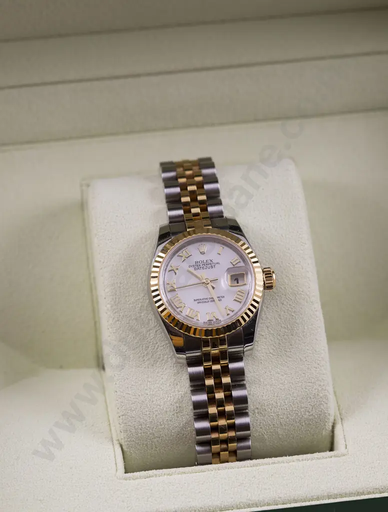 Ladies Rolex Oyster Perpetual Datejust Chronometer Wrist Watch Image 1++