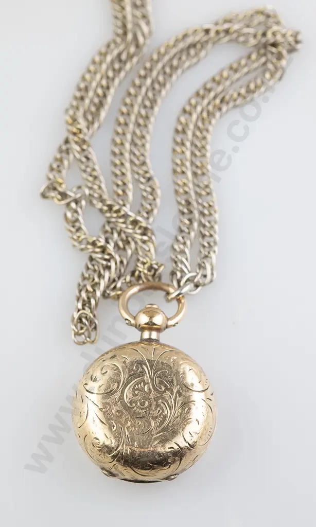 Engraved Gold Plated Circular Sovereign Case Image 1++