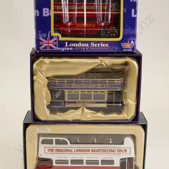 Boxed Corgi CC25206