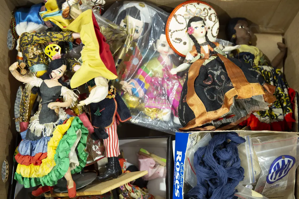 Qty of Costume Dolls Image 1++