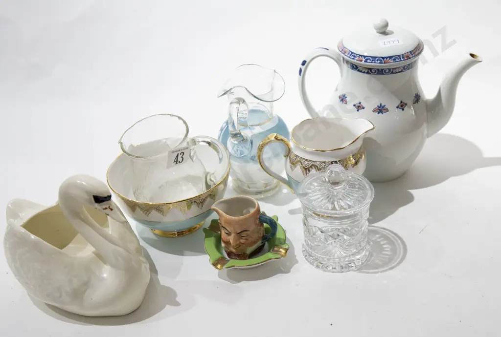 Small Group of Mixed China and Glass Image 1++