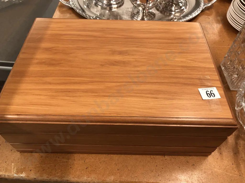 Modern Rimu Jewellery Box Image 1++