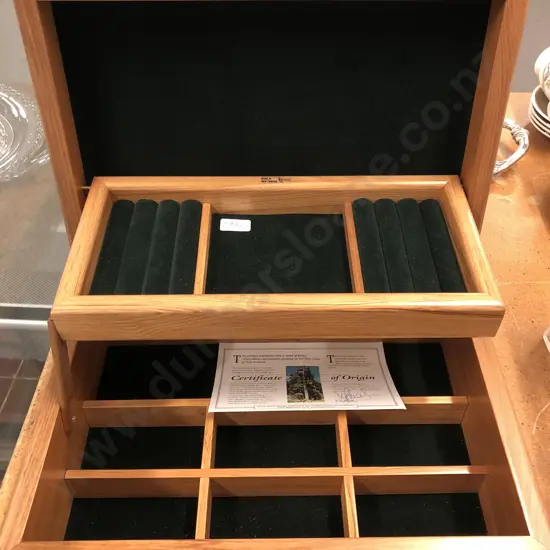 Modern Rimu Jewellery Box