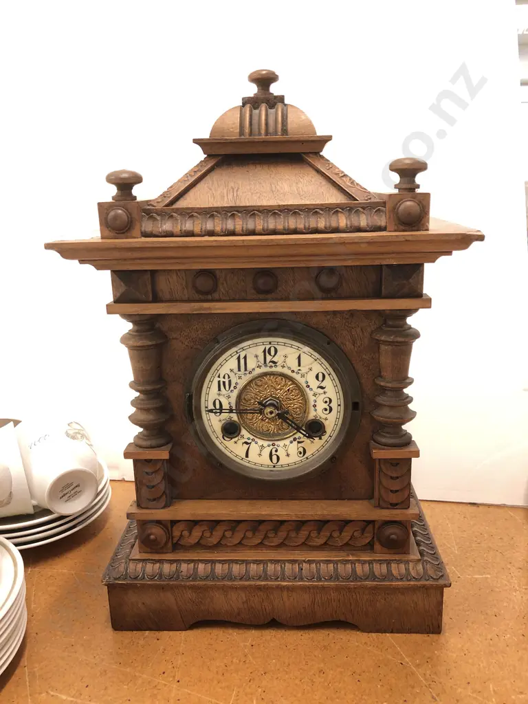 Victorian Mantle Clock Image 1++
