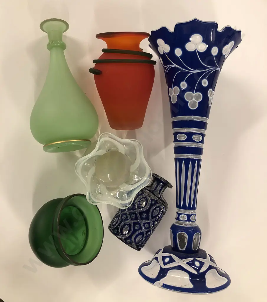 Six Pieces of Bohemian and Art Glass (AF) Image 1++