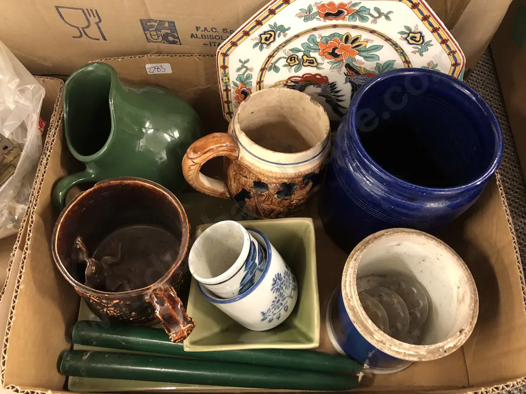 Box of Mixed Crockery Image 1++