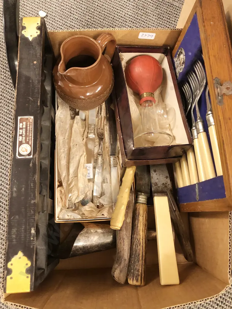 Box With Carving Set and Cutlery Etc Image 1++