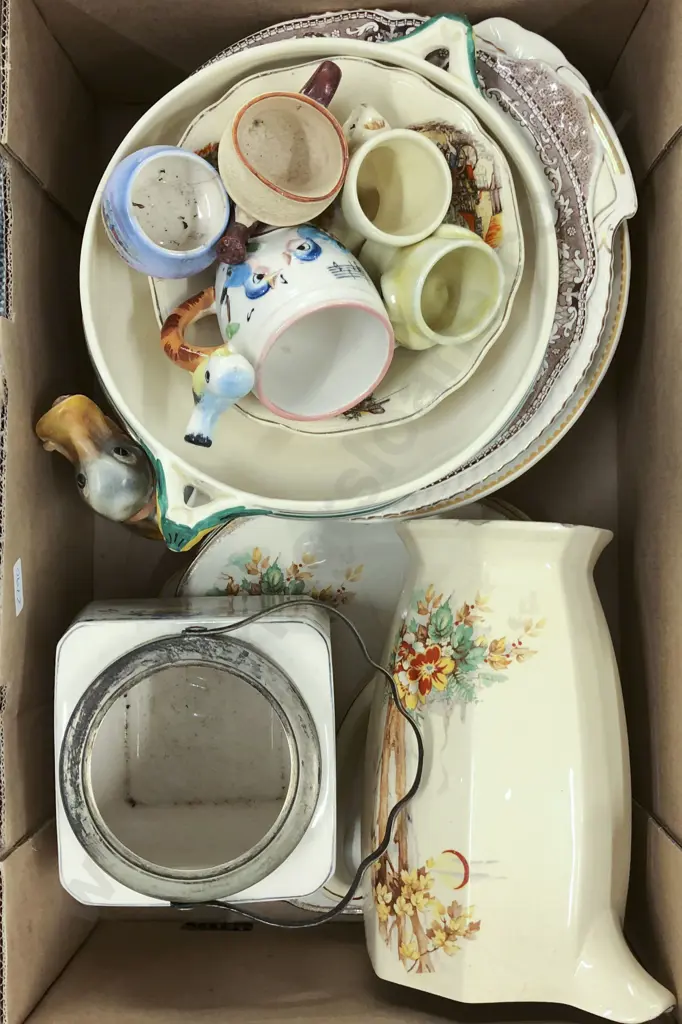 Box of Mixed China Image 1++