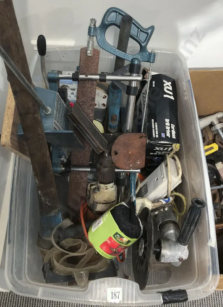 Box of Tools Image 1++