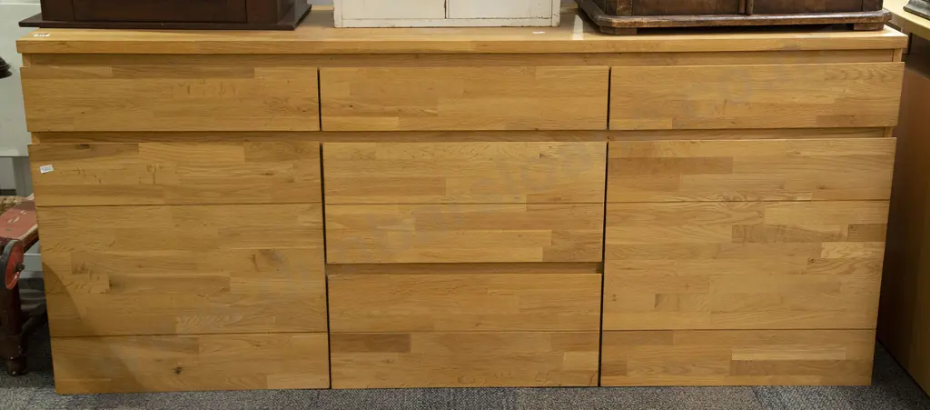 Scandinavian Style Side Board Image 1++